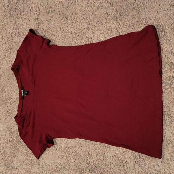 Burgundy short sleeve - Picture 1 of 4